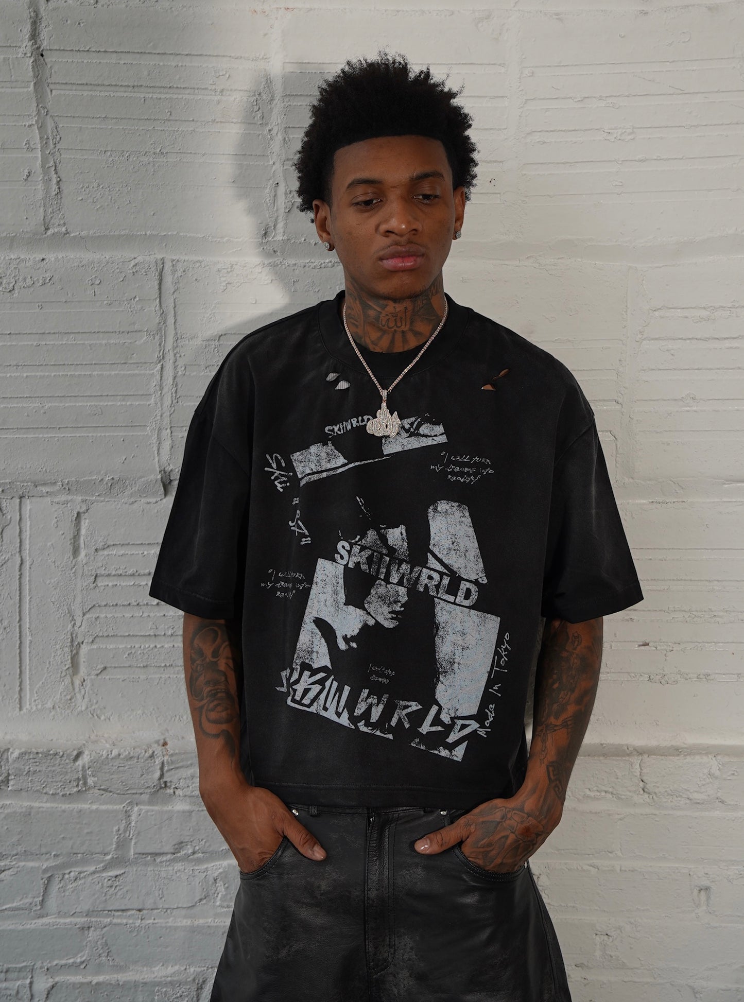 I Won’t Stop Dreaming Tee (Black)