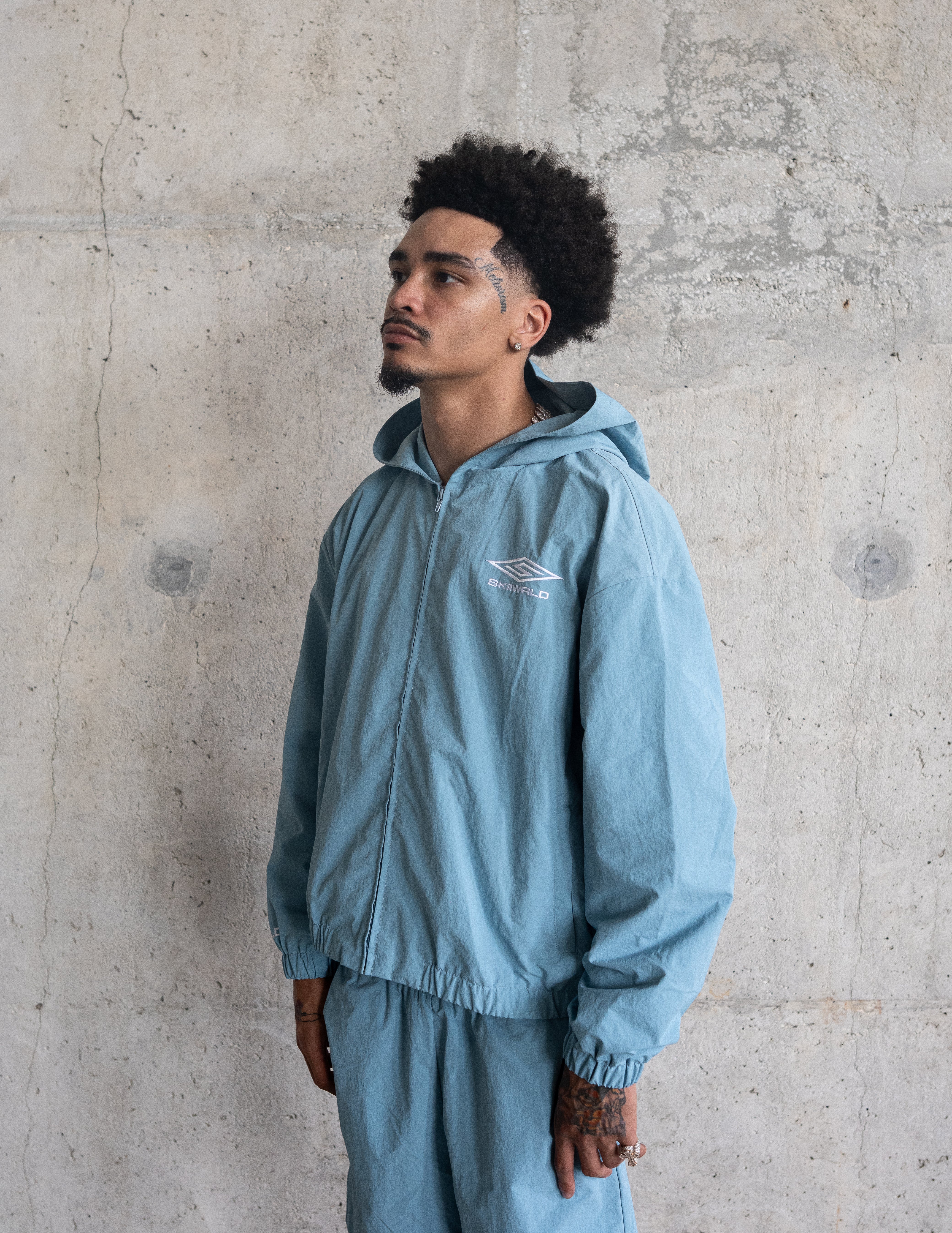 Skiiwrld Wind Breaker (Baby Blue)