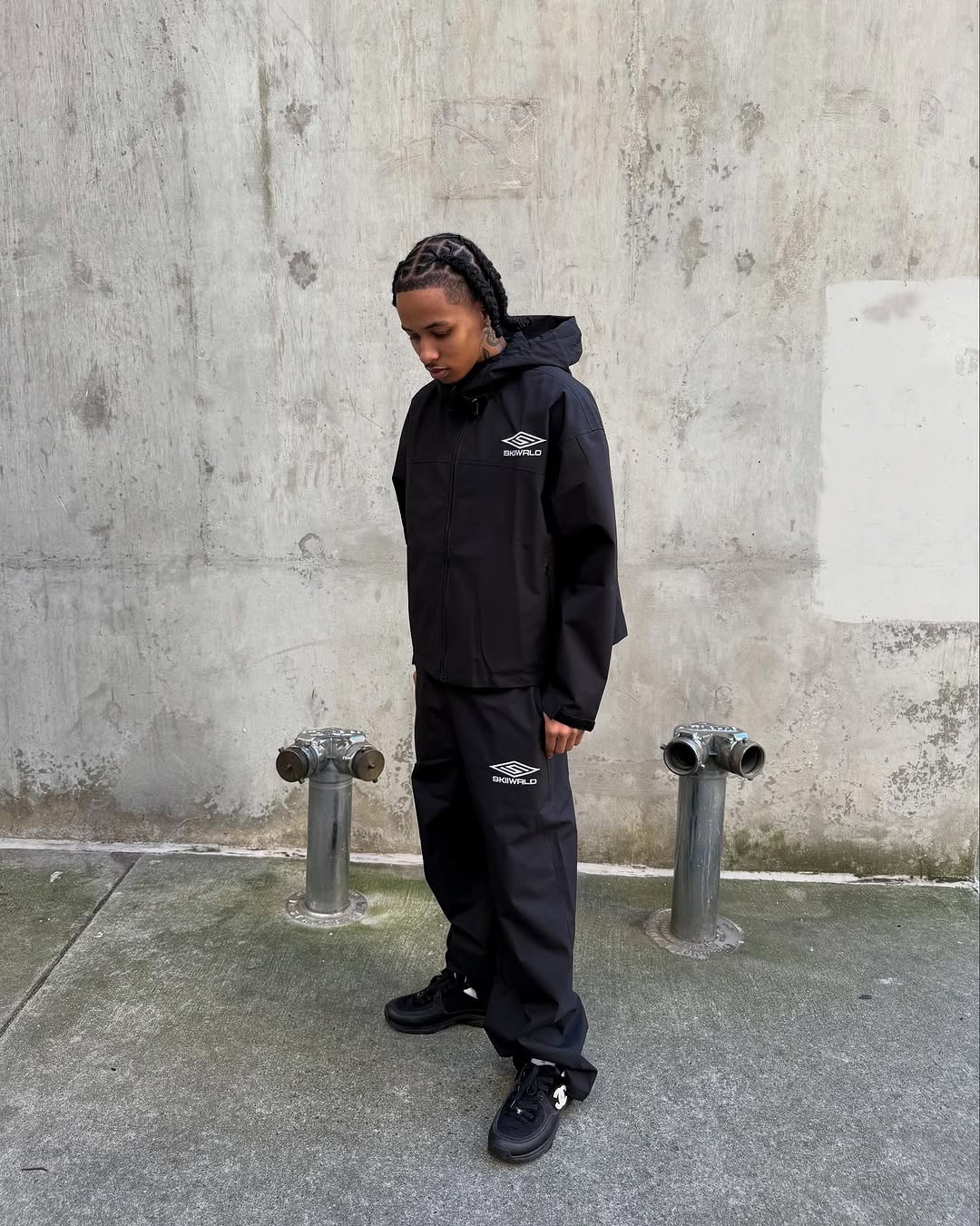 Skiiwrld Rain Jacket (Black)