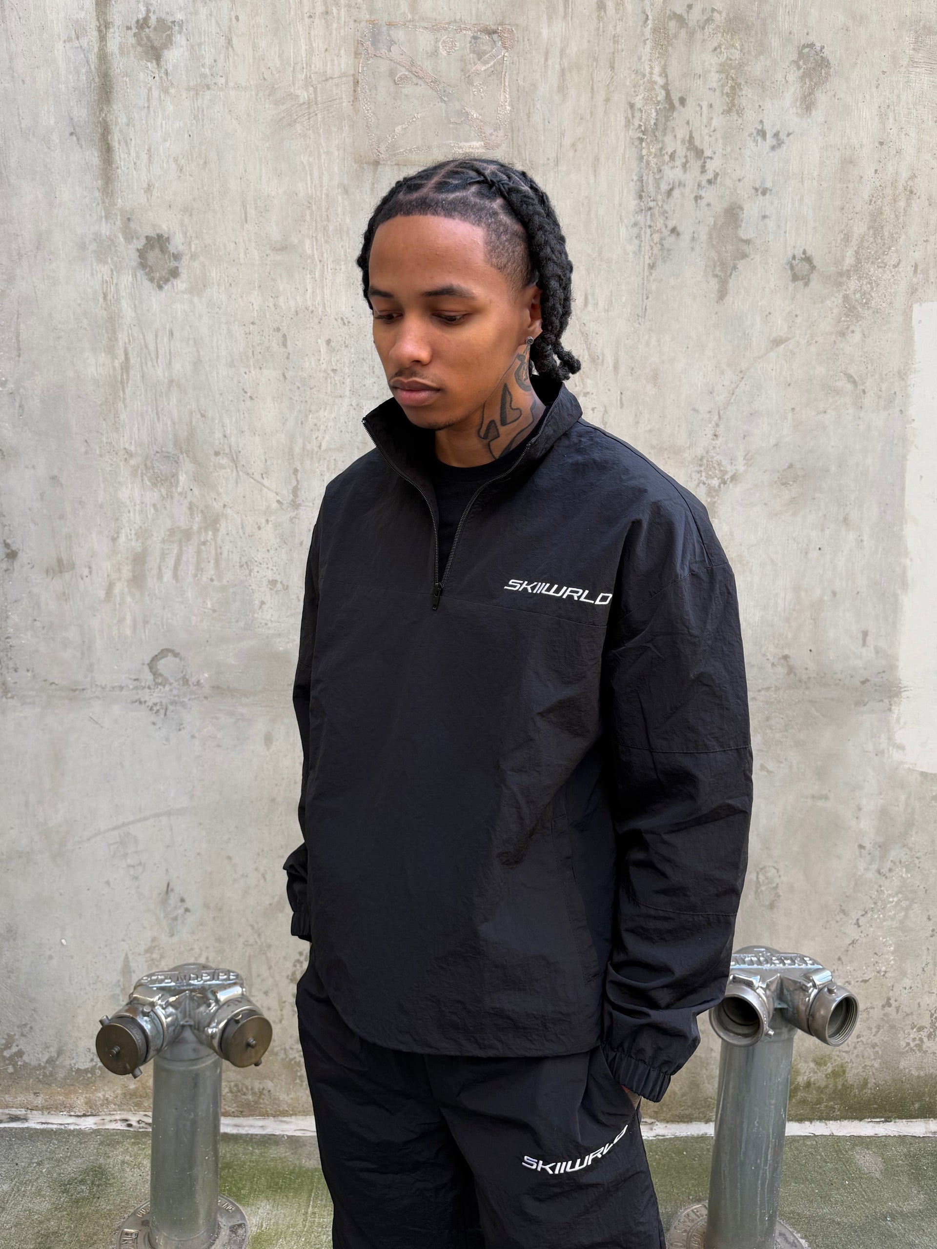 Skiiwrld Quarter Zip (Black)